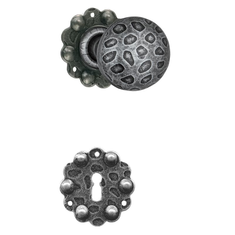 Pomolo decentrato girevole con rosetta e bocchetta in Ferro - Immagine 1