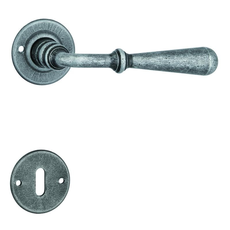 Maniglia con rosetta e bocchetta in Ferro - Immagine 1